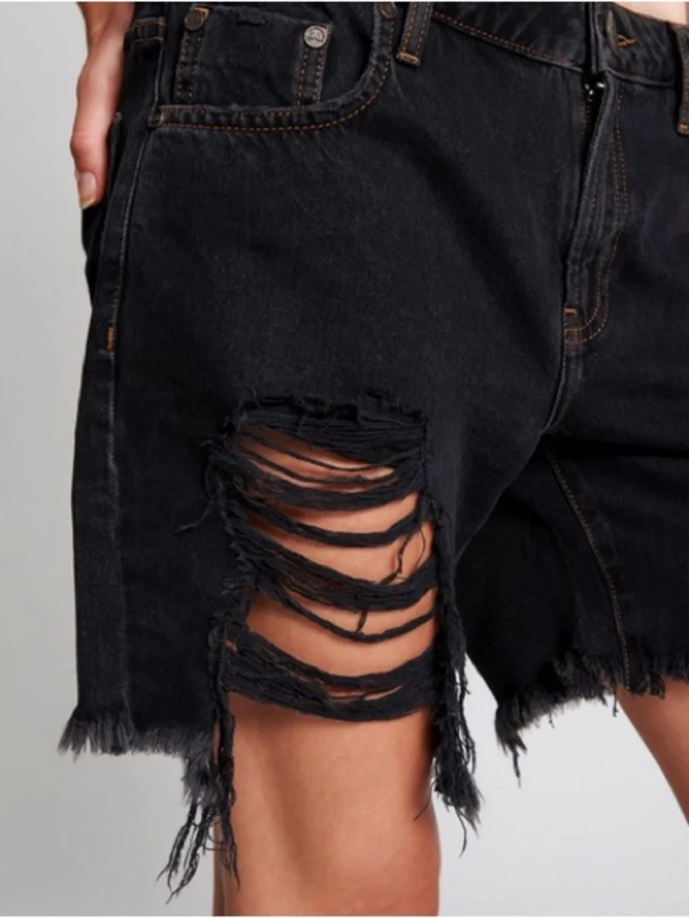 FREE PEOPLE ONE TEASPOON Low Rise Long Length Festival Boyfriend Denim Shorts 24